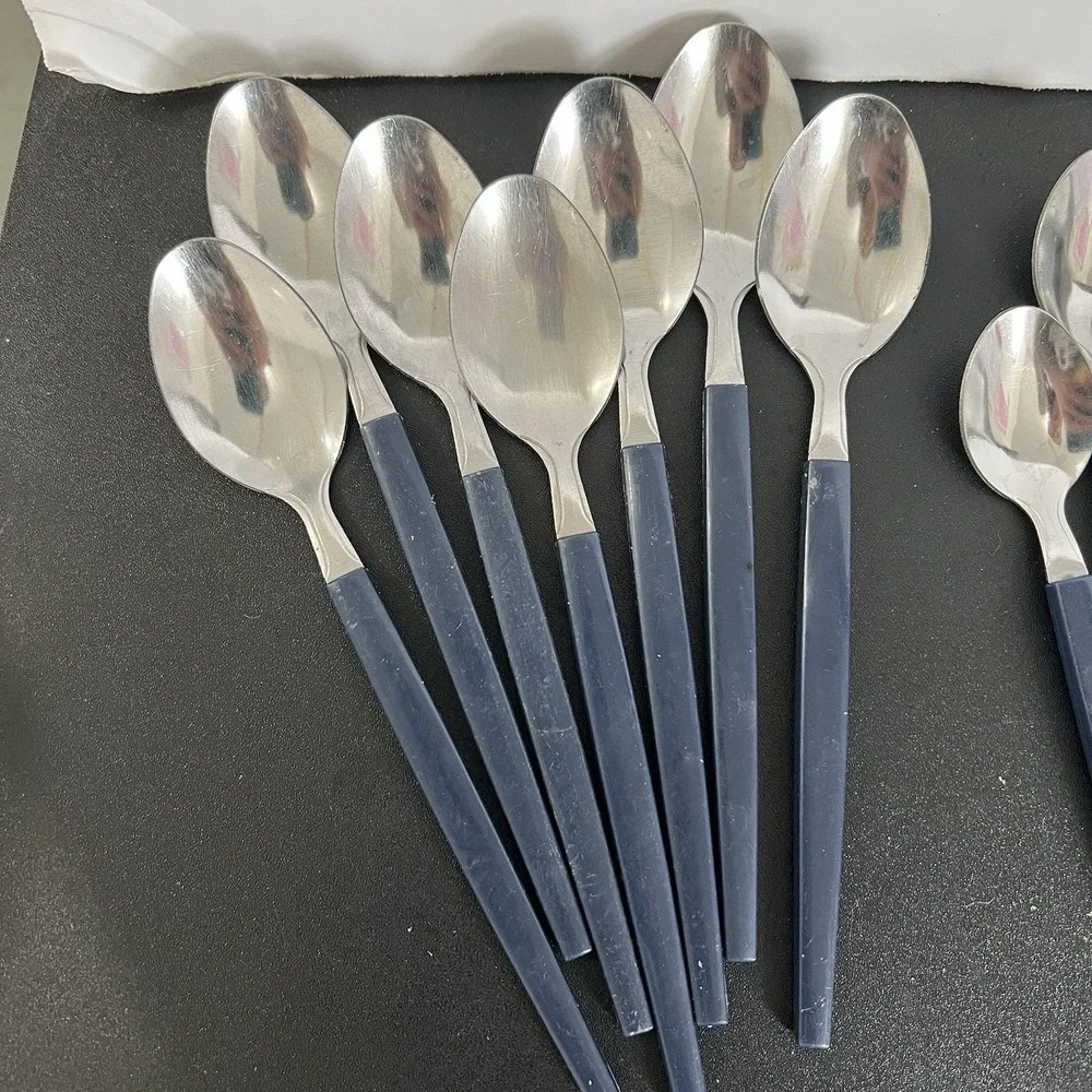 37pc Navy Blue Tapered Handle Flatware Set Stainless Steel MCM Style Silverware‎